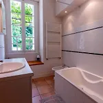 Maison Avec Piscine Partagee Proche De - Fr-1-616-528 Vakantiehuis *