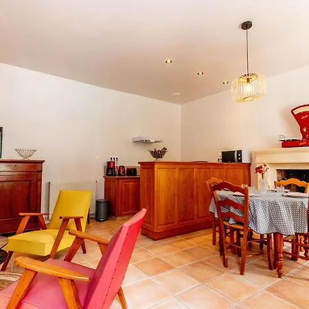 Maison Avec Piscine Partagee Proche De - Fr-1-616-528 Nyaraló *