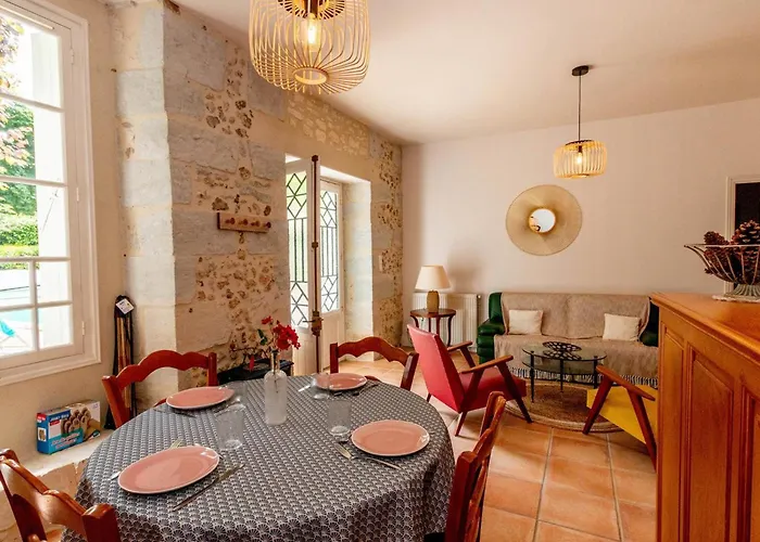 Nyaraló Maison Avec Piscine Partagee Proche De - Fr-1-616-528