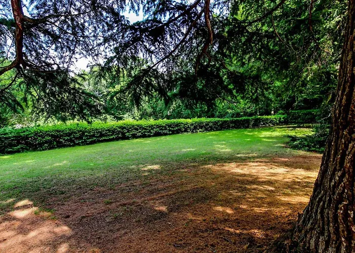 Nyaraló Maison Avec Piscine Partagee Proche De - Fr-1-616-528